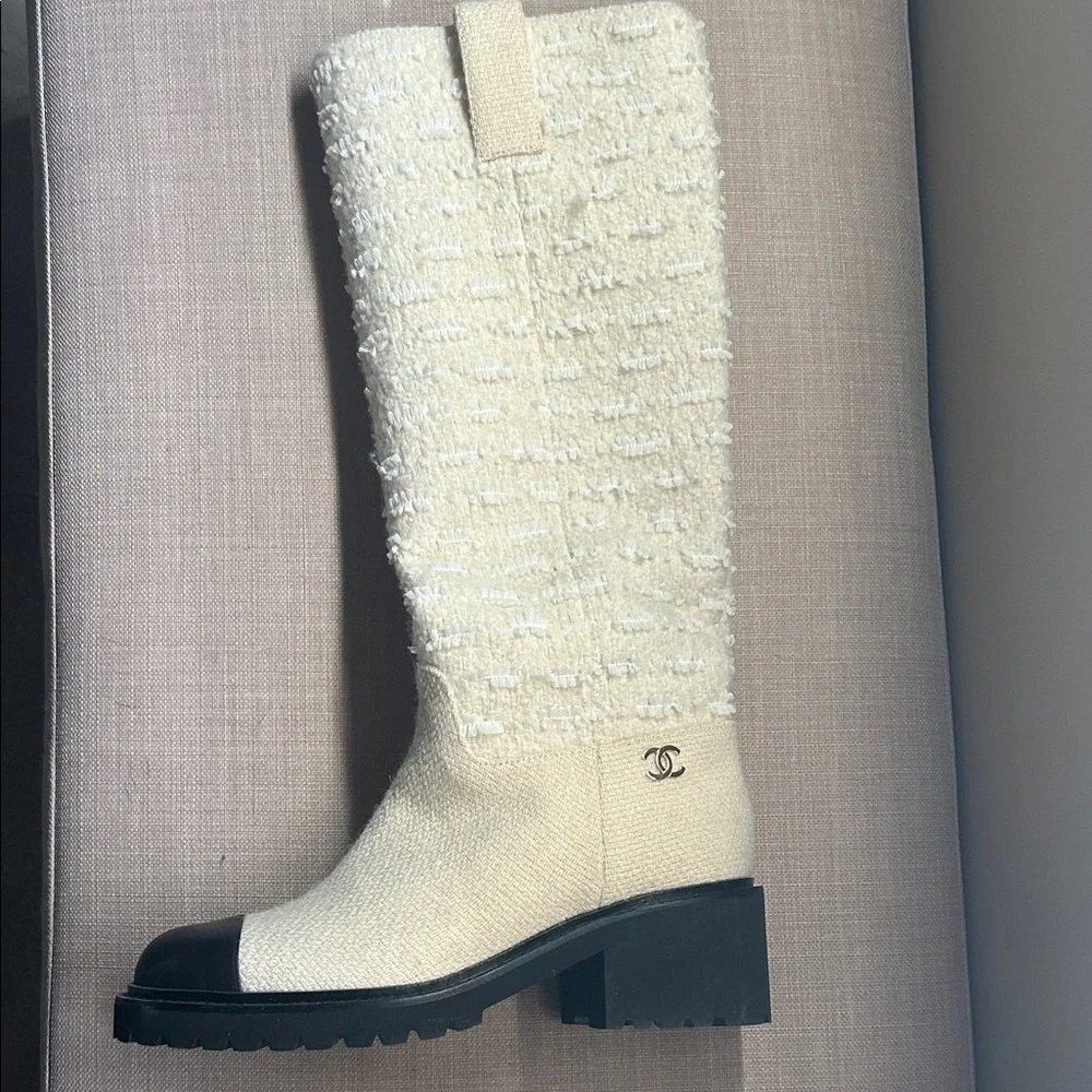 CHANEL Cream and Black Tweed Knee Boots
